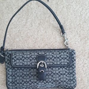 Wristlet